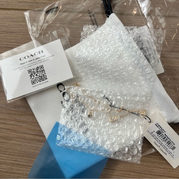 NEW Coach Gold Charm Bracelet - Picture 5 of 5